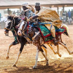 Les cavaliers du nord Bénin pendant la fête de la Gaani.